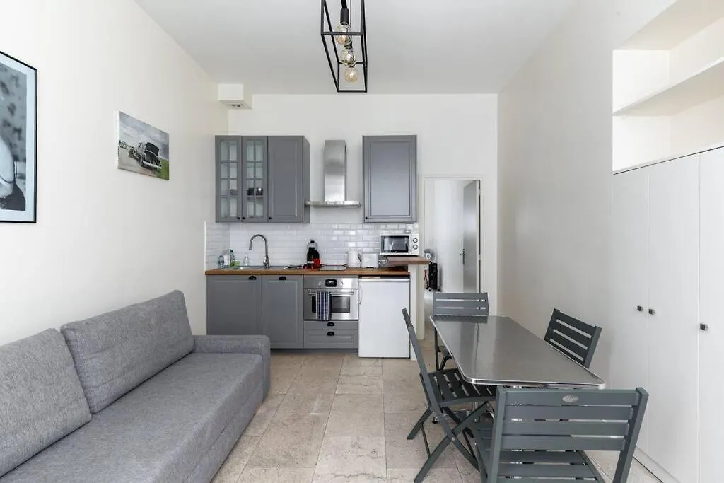 Apartment Chemin Vert/voltaire : Charming 4p